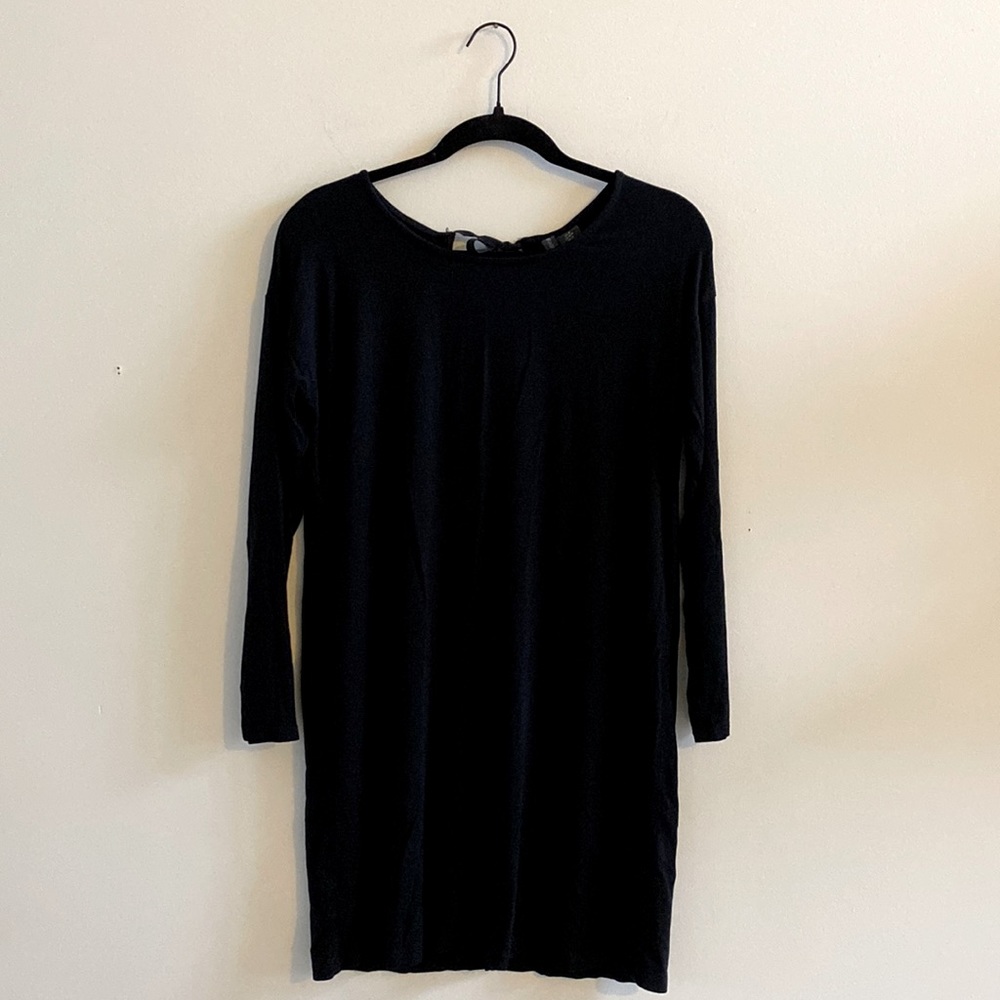 Paraphrase Dress/Swimsuit Coverup Size Medium